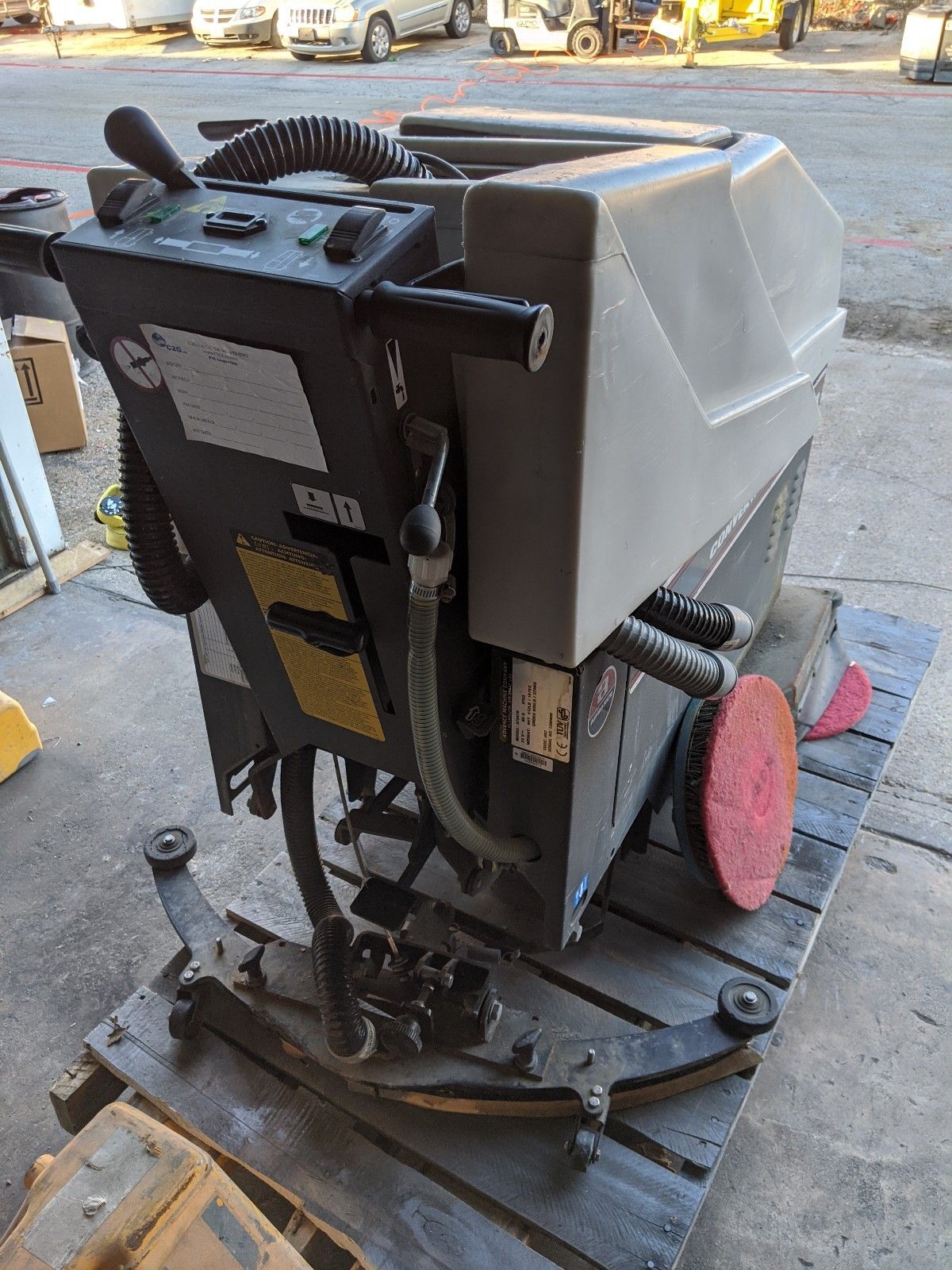 Used Advance Convertamatic 260B Floor Scrubber for Sale in Hurst, TX OfferUp