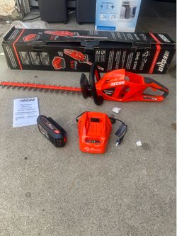 56V 22 in. Double-Sided Reciprocating Cordless Battery Powered Hedge Trimmer with 2.5Ah Live Chat Battery and Charge