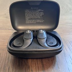 Bluetooth Wireless Earbuds