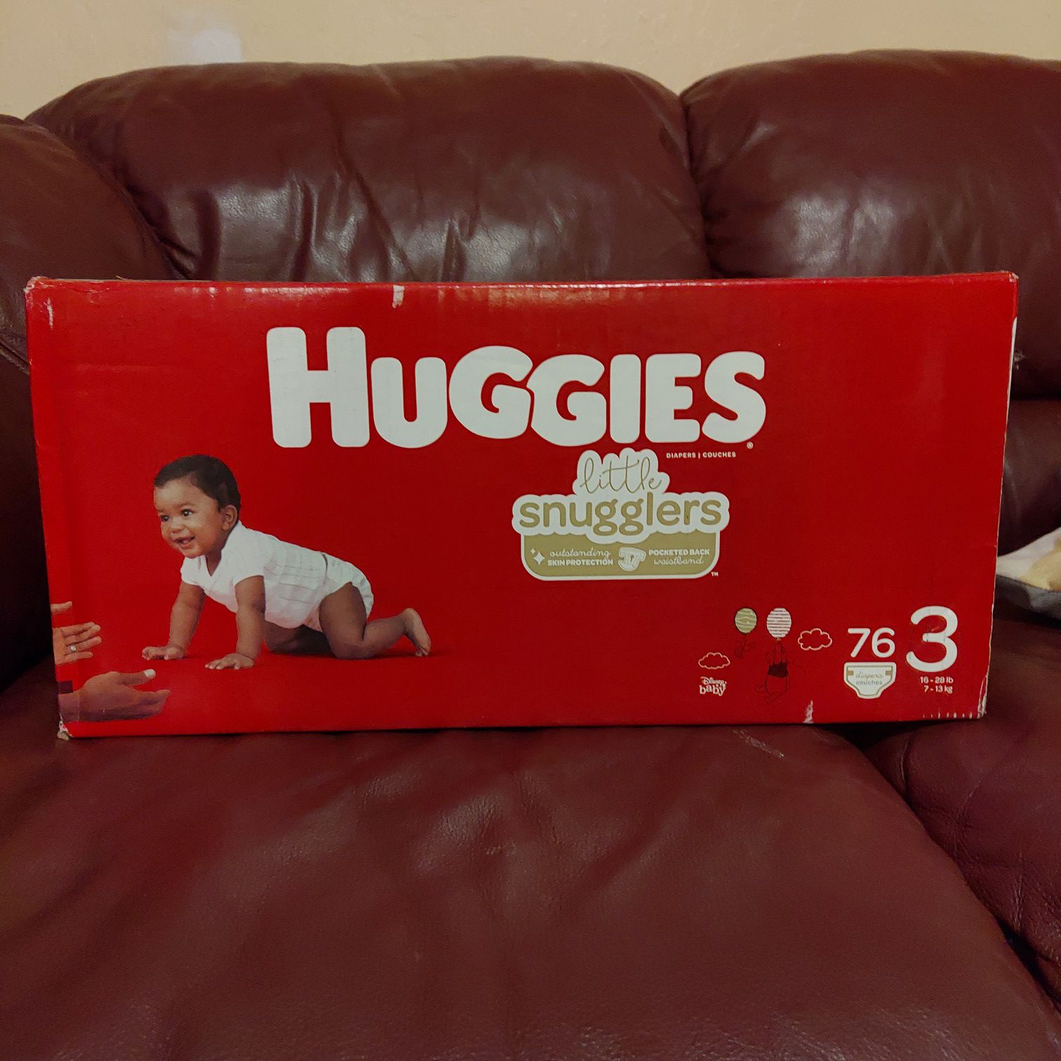 76 Huggies Little Snugglers Diapers Size 3