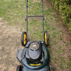 Craftsman Side Chute Lawnmower 