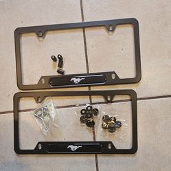 Mustang License Plate (2pcs) Plus Tire Caps