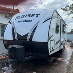 Rv Travel Trailer 