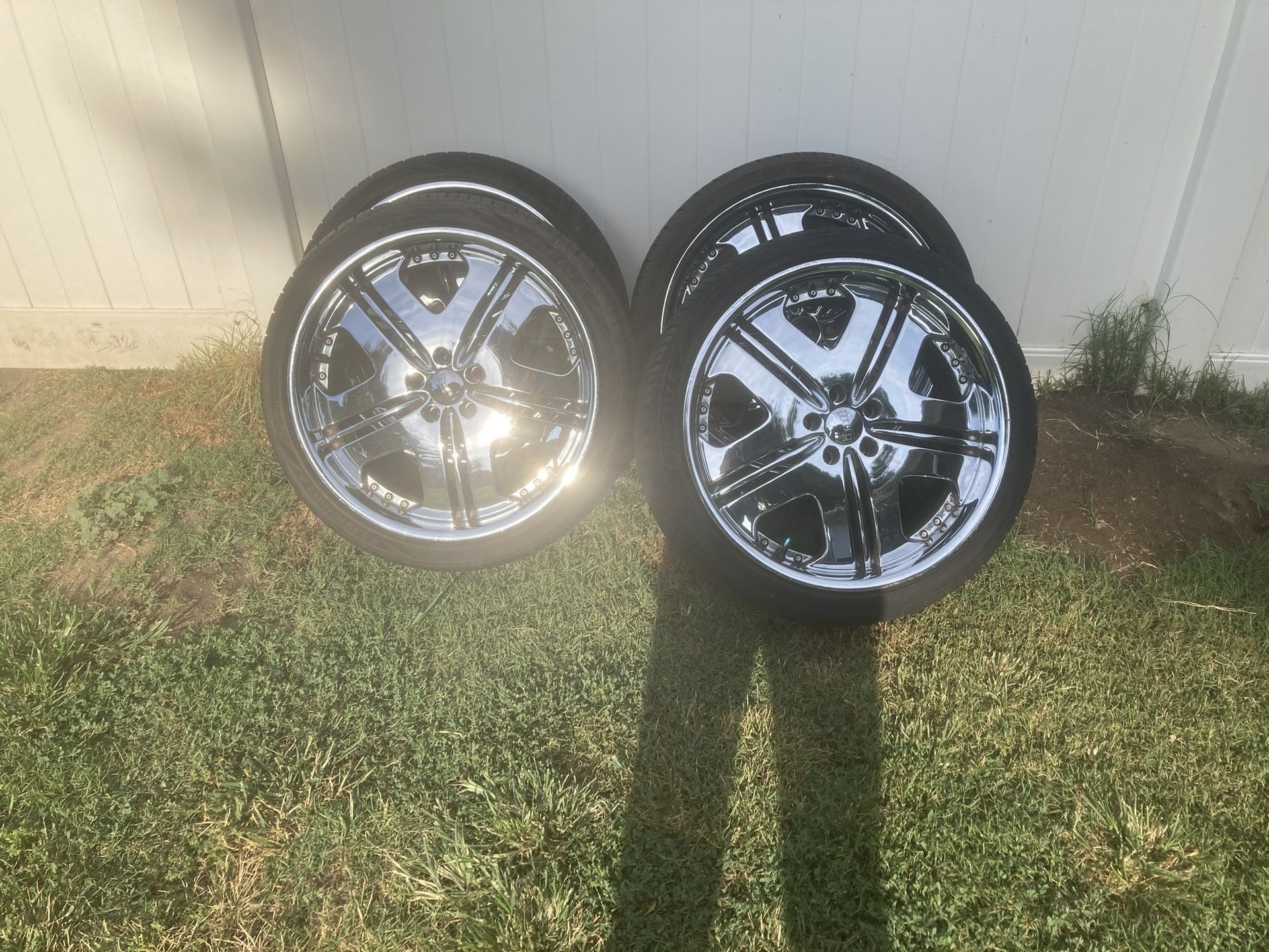 20 inch “DUB” Shoreline Rims and Tires