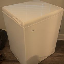 Hotpoint Freezer 4.9 Cu. Ft