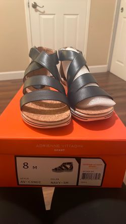 Woman’s size 8 leather sandals