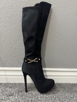 Bébé suede boots platform