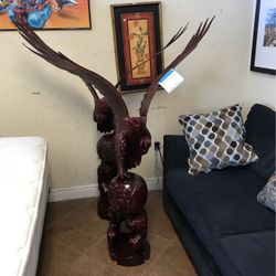Eagle Sculptor Decoration
