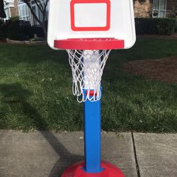 Sturdy And Durable Reinforced Plastic Basketball Hoop And Net