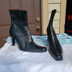 Snakeskin Boots Size 39 (8-9)