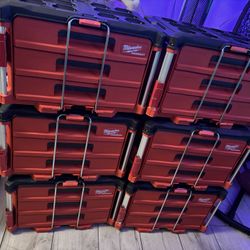 Milwaukee PACKOUT 22 in. Modular 3-Drawer Tool Box with Metal Reinforced Corners