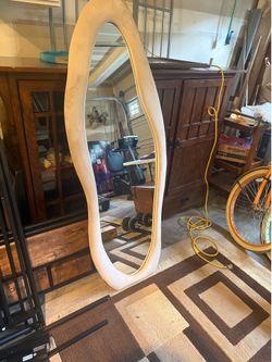 Sway Mirror design