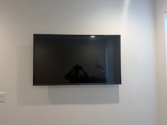 55 Inch LG Smart TV