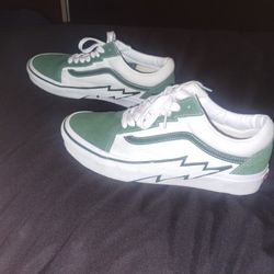 Old Skool 'bolt green'  Vans  