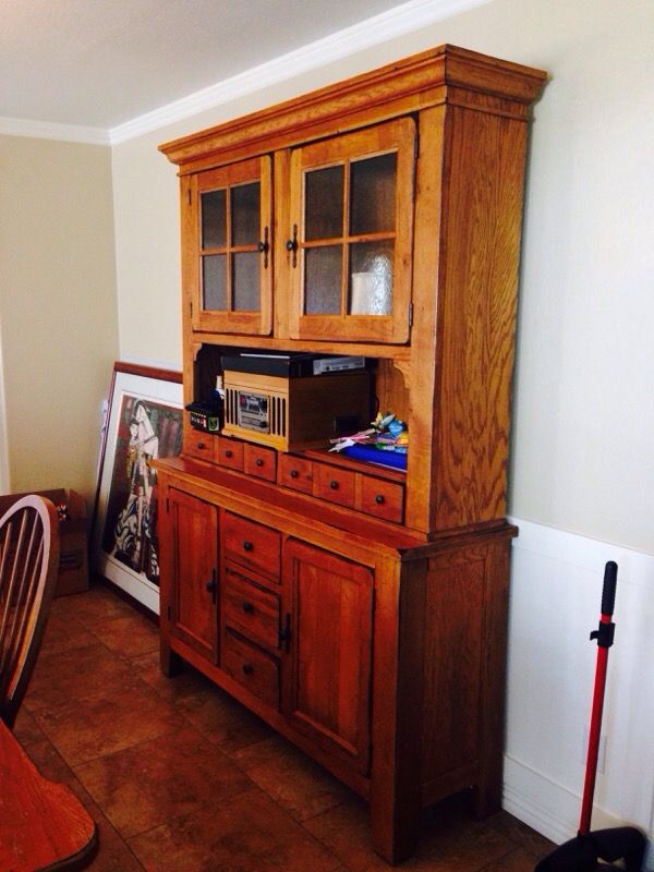 Broyhill Attic Heirloom hutch and dining table