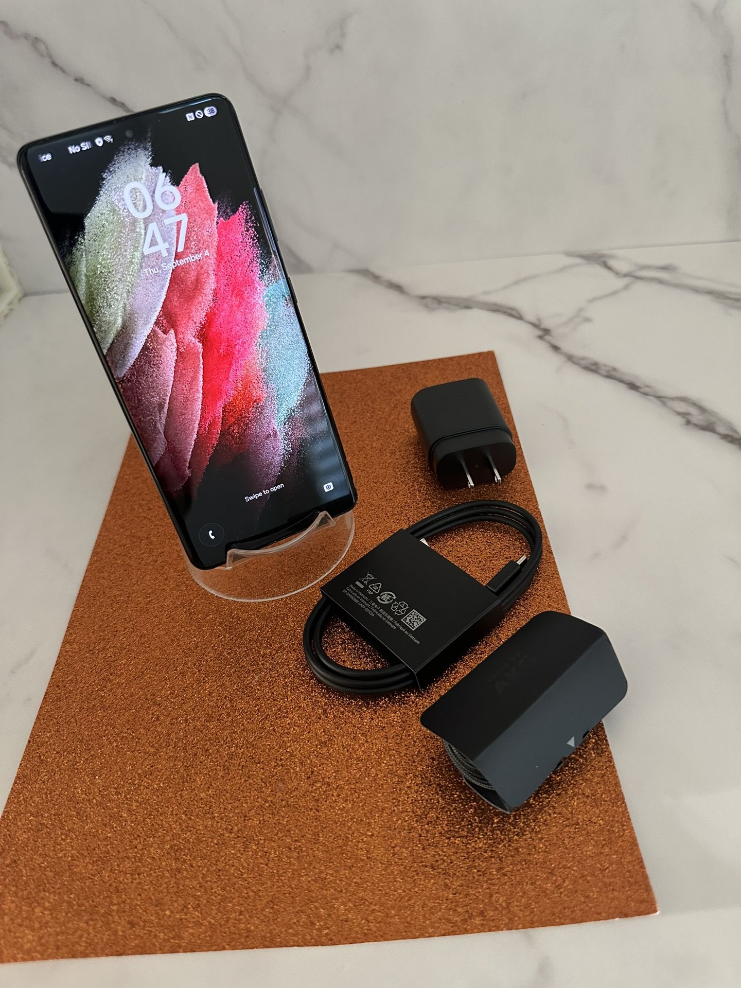 Samsung Galaxy S21 Ultra (128gb) black UNLOCKED