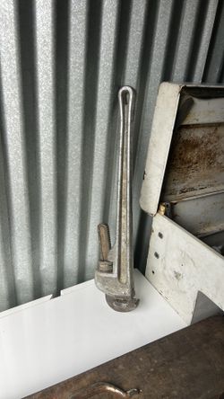 24 inch ridgid aluminum pipe wrench