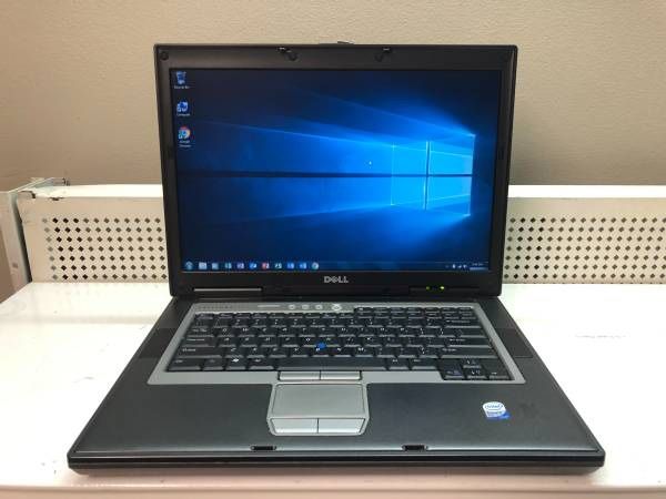 DELL laptop 15 inch Like new!!