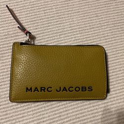 Marc Jacob’s Small Leather Wallet 