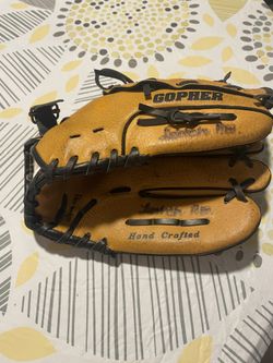 Right Handed 11 Inch Baseball Glove