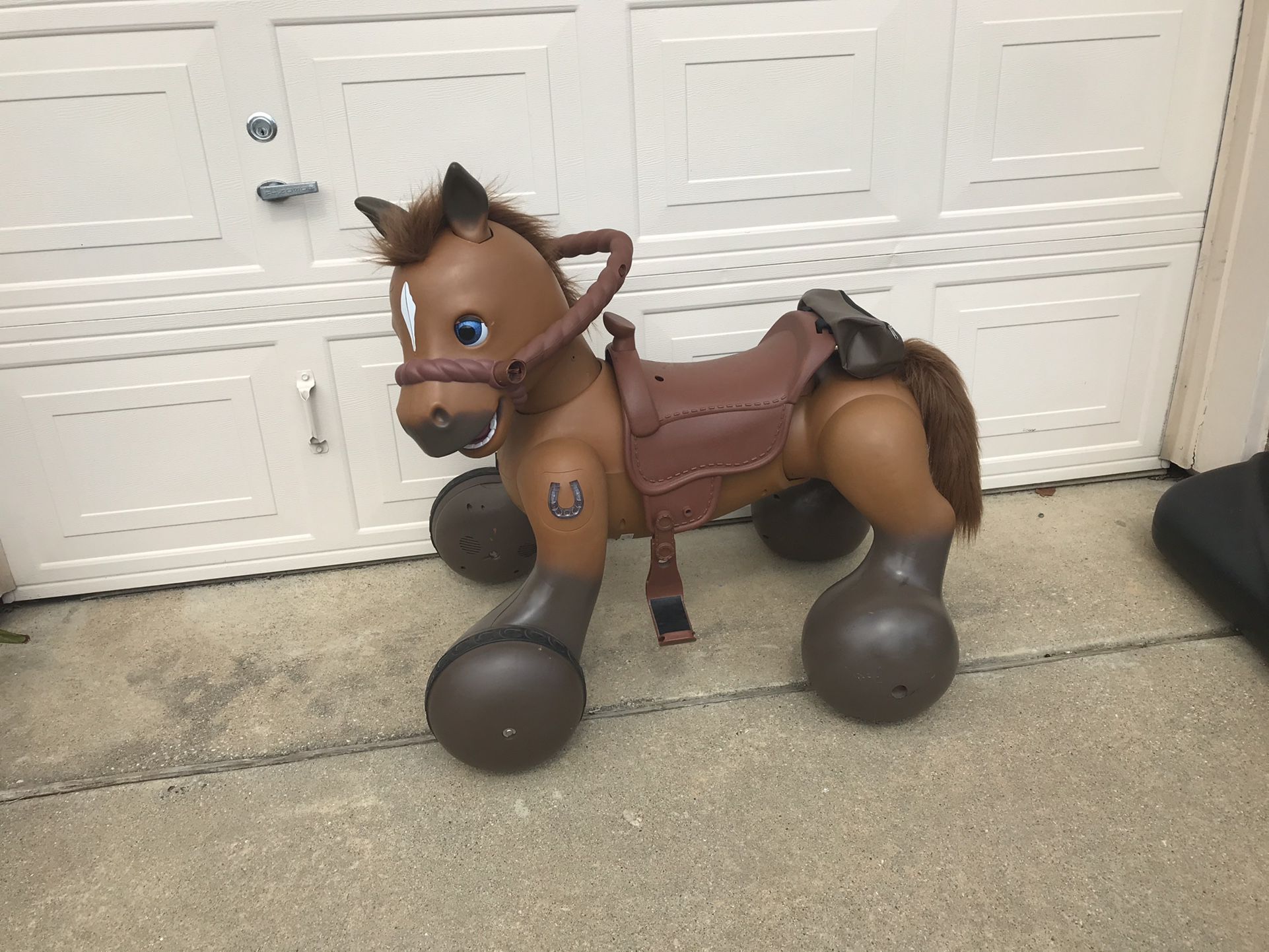 Kids / Childs * Boys / Girls * 12V Ride-On Pony Horse Scout * Power Wheels KID Trax Rideamals W/ Battery & Charger