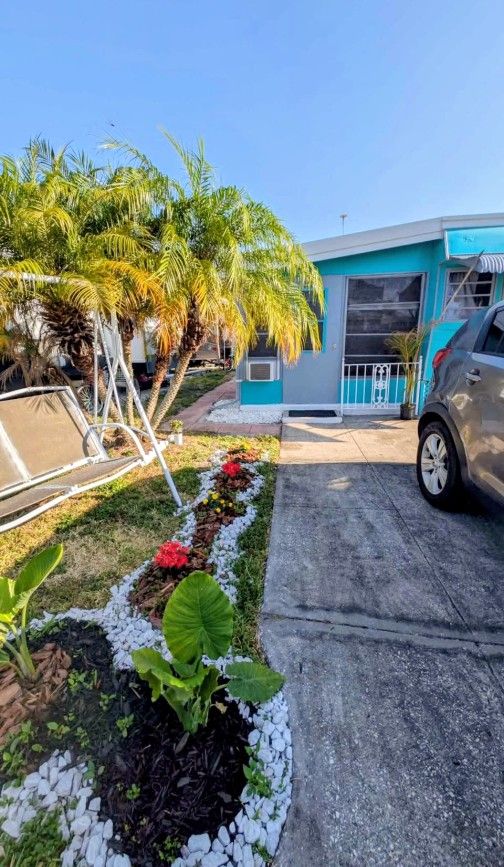 Mobile Home ALL AGE park Clearwater