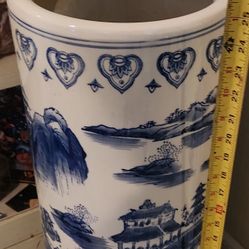 Chinese Blue and White Porcelain Umbrella Stand 25in