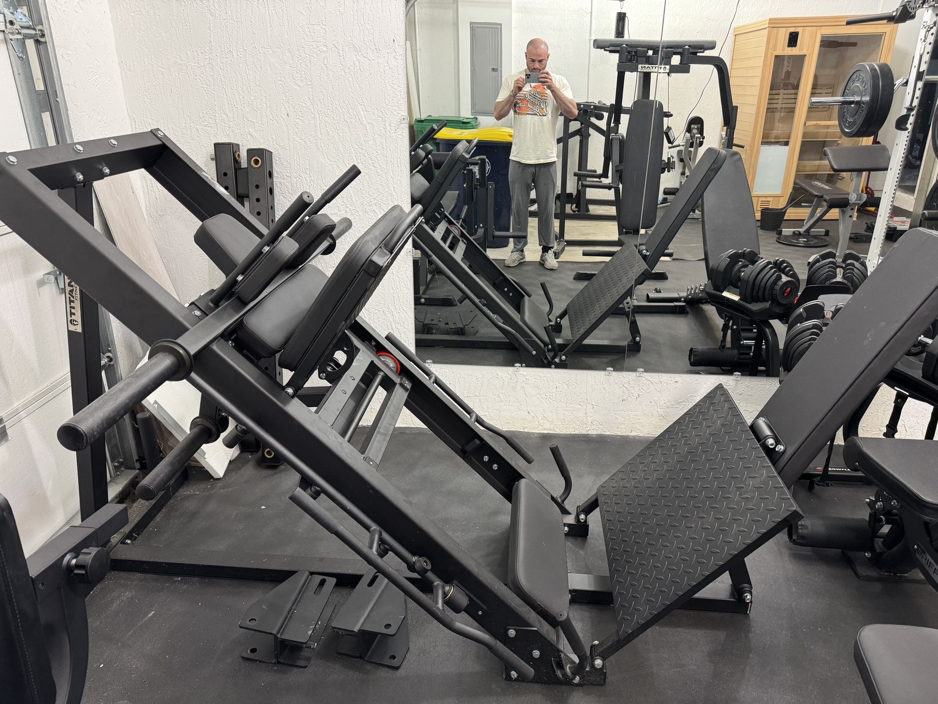 Titan Fitness Leg Press /Hack Squat Combo