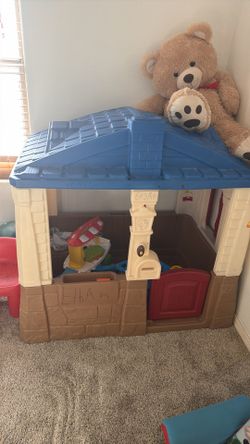 Toys and house