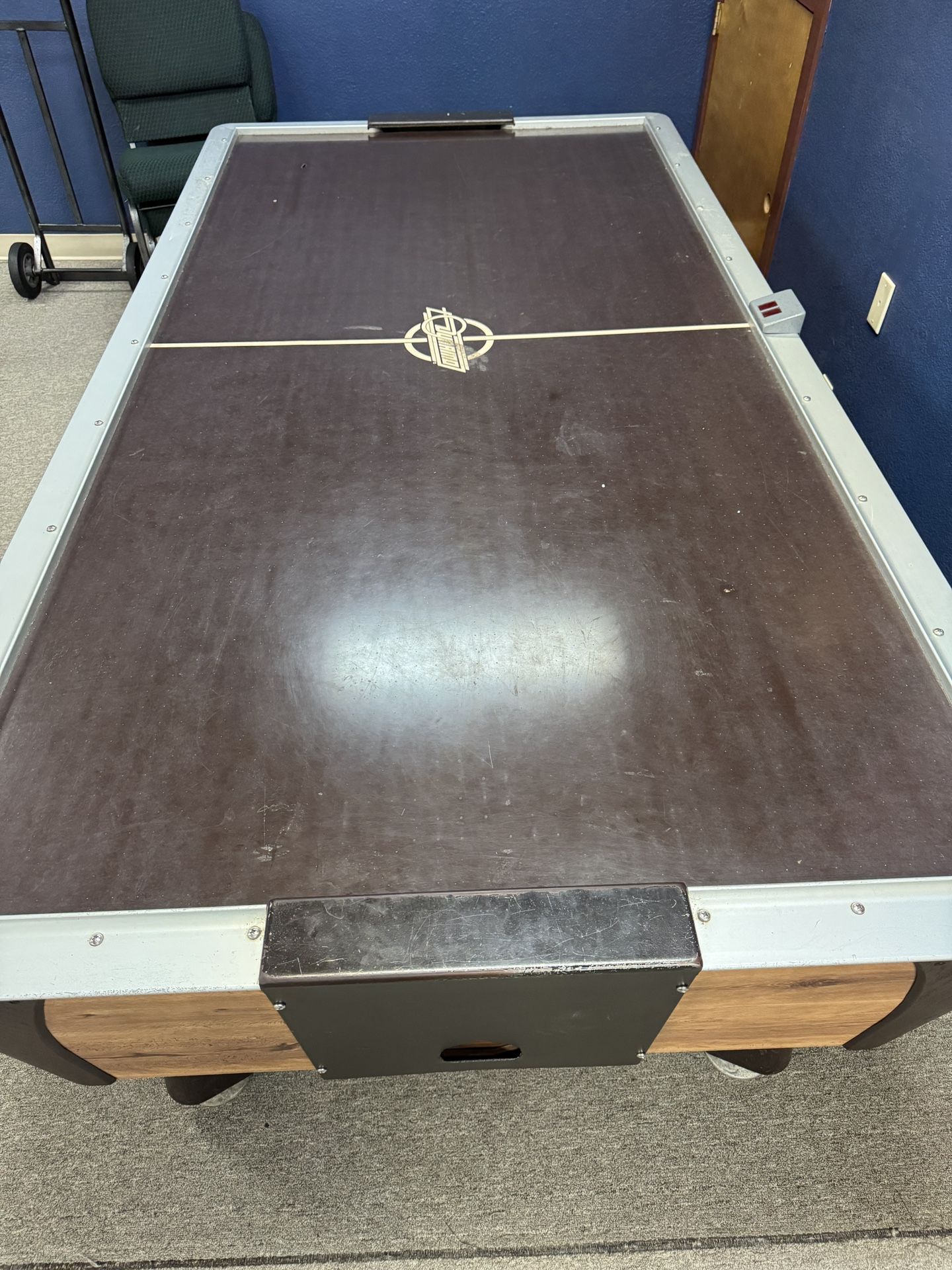 Dynamo Air Hockey Table - Free Needs Works