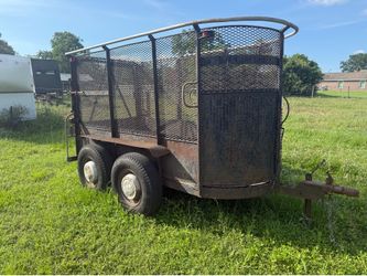 Livestock trailer