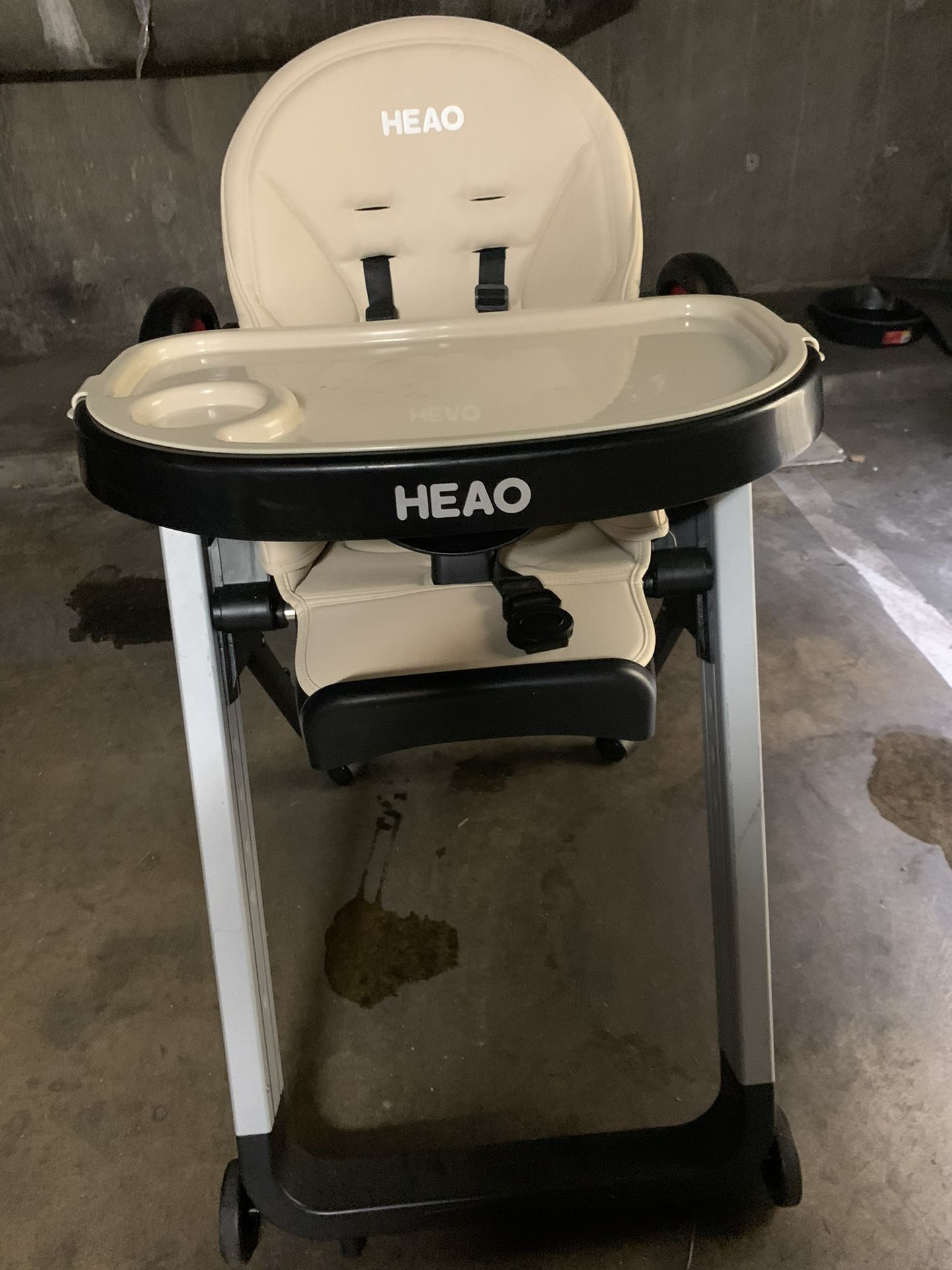 Heao High Chair