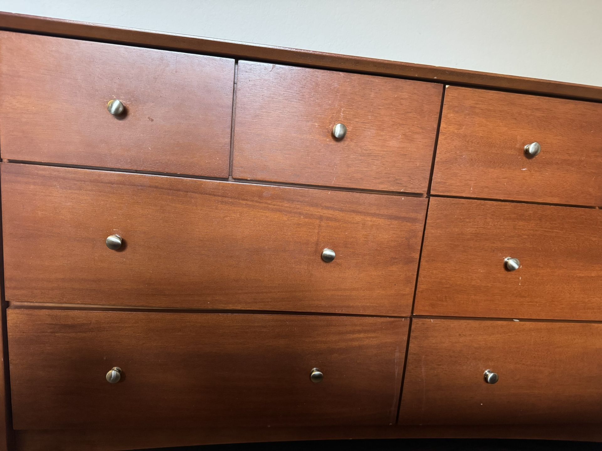Bed Room Dresser and Side Table 