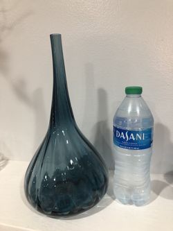 Vase Marked Elle Designs