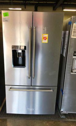 Kitchenaid Counter Depth Refrigerator (Model:KRFC704FPS) ZL