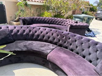Elegant curved velvet sofa h