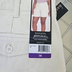 BANANA REPUBLIC WOMAN'S SHORTS