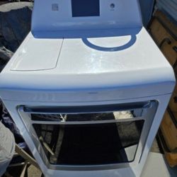 Kenmore Elite Electric Dryer W/Steam Feature