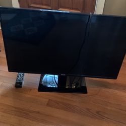 32 Inch RCA 1080p/ with Remote Control And Stand 