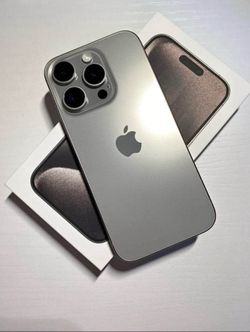 iPhone 15 pro unlocked