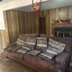 2-Piece Brown Suede Couch and Loveseat Set, EXCELLENT CONDITION