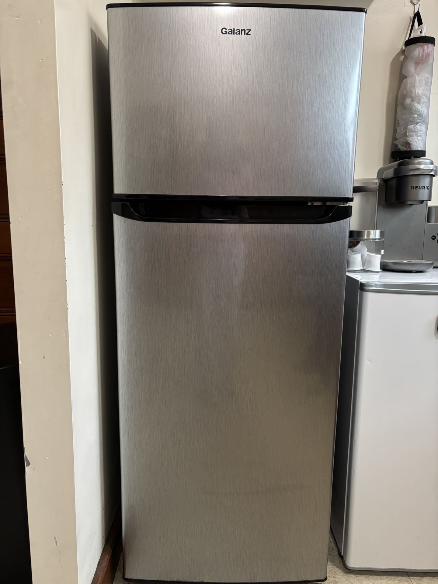 7.6 cu. ft. Refrigerator