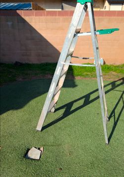 Escalera de 6 pies