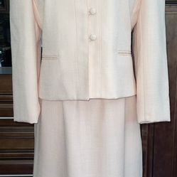 Christopher Vintage Women’s Pink Suit Jacket/Skirt 2 Piece Set. 
