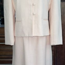 Christopher Vintage Women’s Pink Suit Jacket/Skirt 2 Piece Set. 