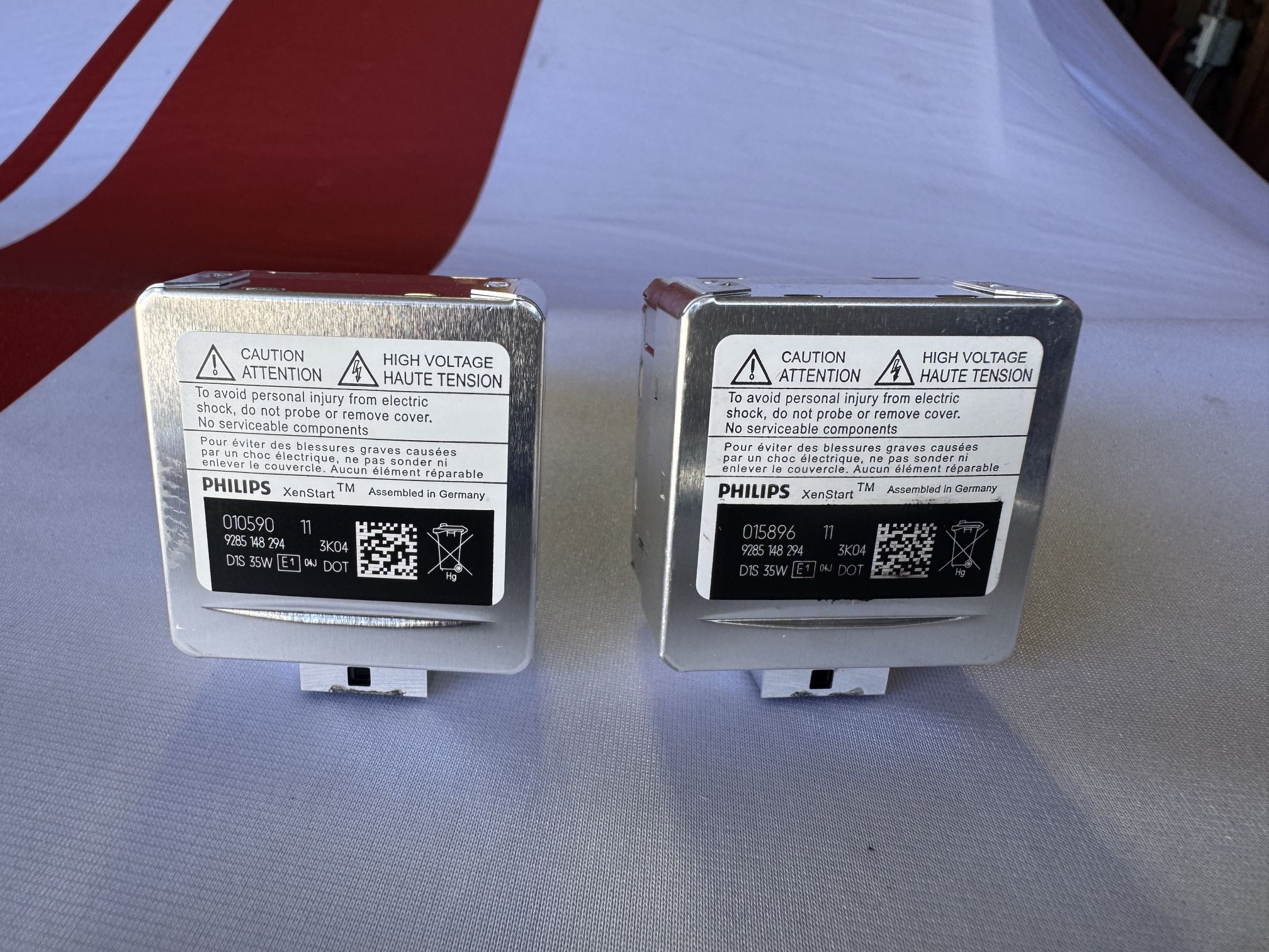 PHILIPS D1S 4300K XenStart OEM HID Bulbs (Genuine)