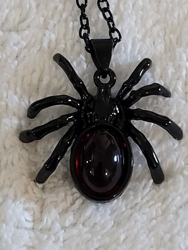 New!! Fashion Jewelry.  Black Necklace. Spider With Dark Red Stone