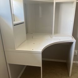 desk / Vanity Plus White Dressers For Clothes  Need Gone !