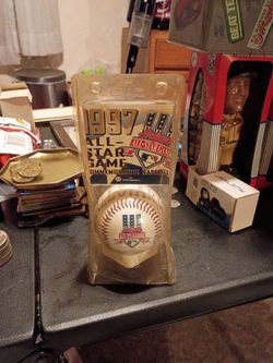 1997 All-Star game commemorative baseball MLB
