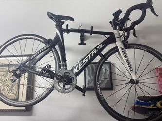 Kestrel 520 Carbon Road Bike – Shimano 105 – Size 52